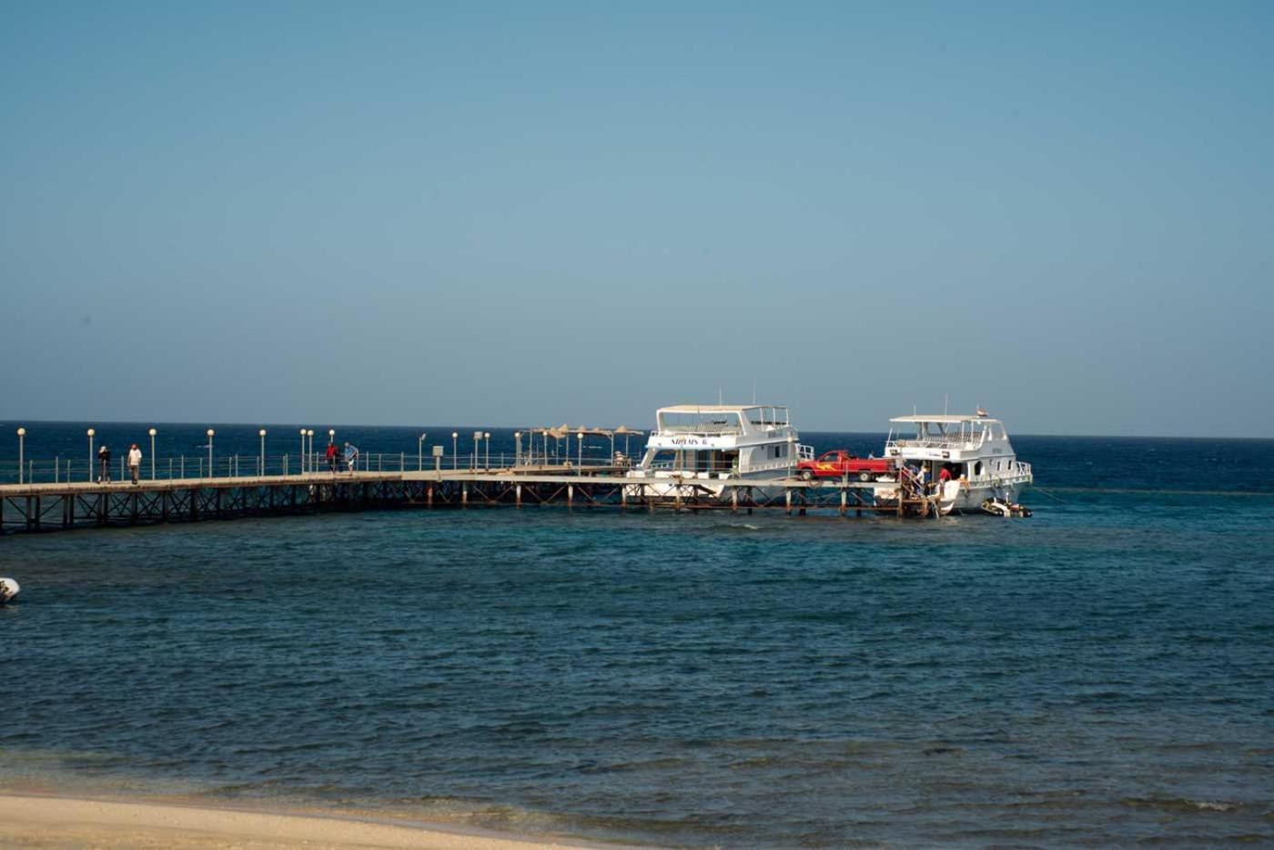 Shams Alam Beach Resort Abū Ghuşūn Exteriör bild